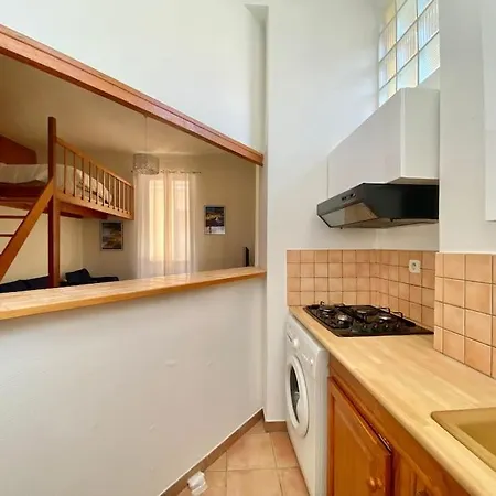 Apartment Rue Jeanne, Cosy, Proche Gare Menton